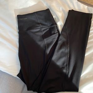 Victoria’s Secret leggings